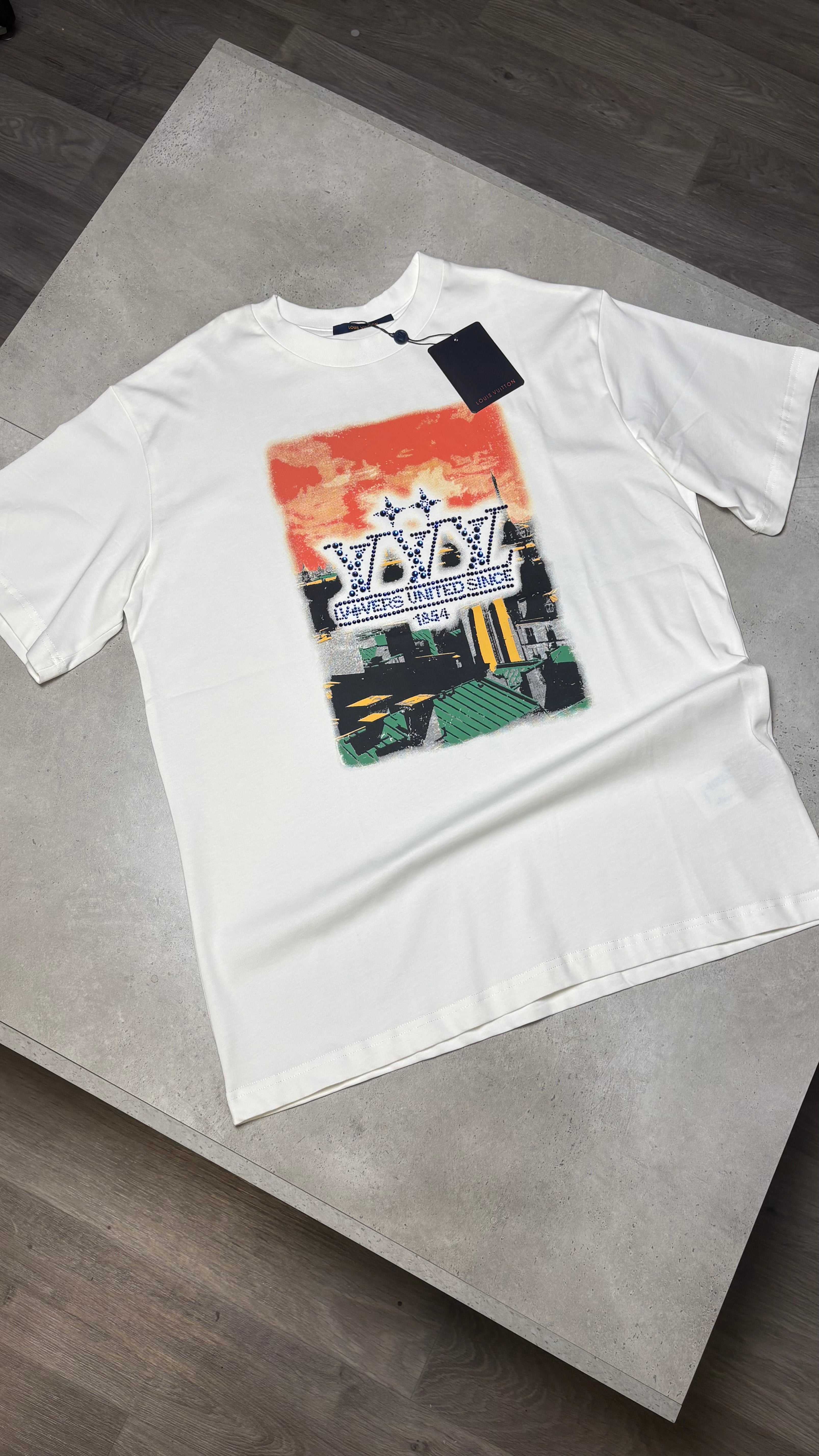 LVE LOVERS TEE - WHITE
