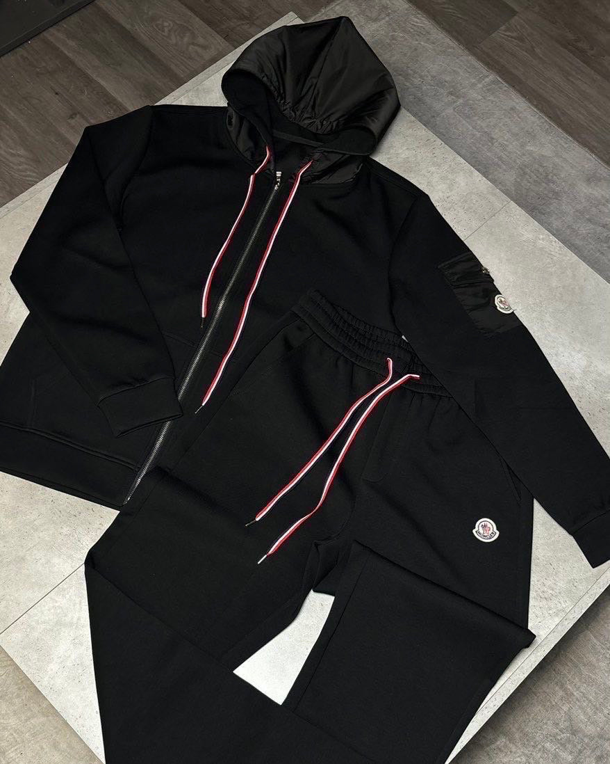 MNCLR TRACKSUIT - BLACK