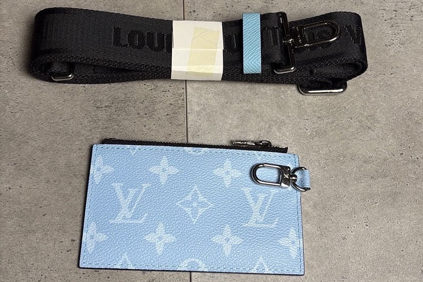 LVE SIDE BAG - BABY BLUE